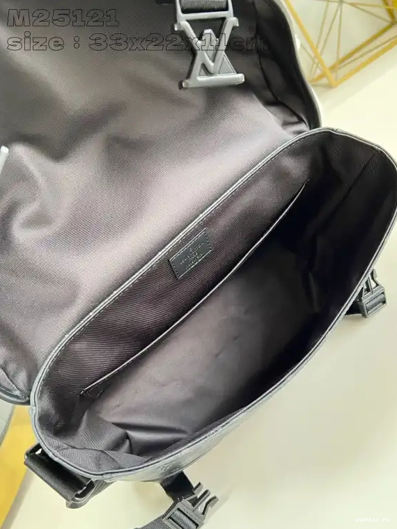 WIS Voyager VUITTON LOUIS Messenger PM-33*22.5*11CM 0704